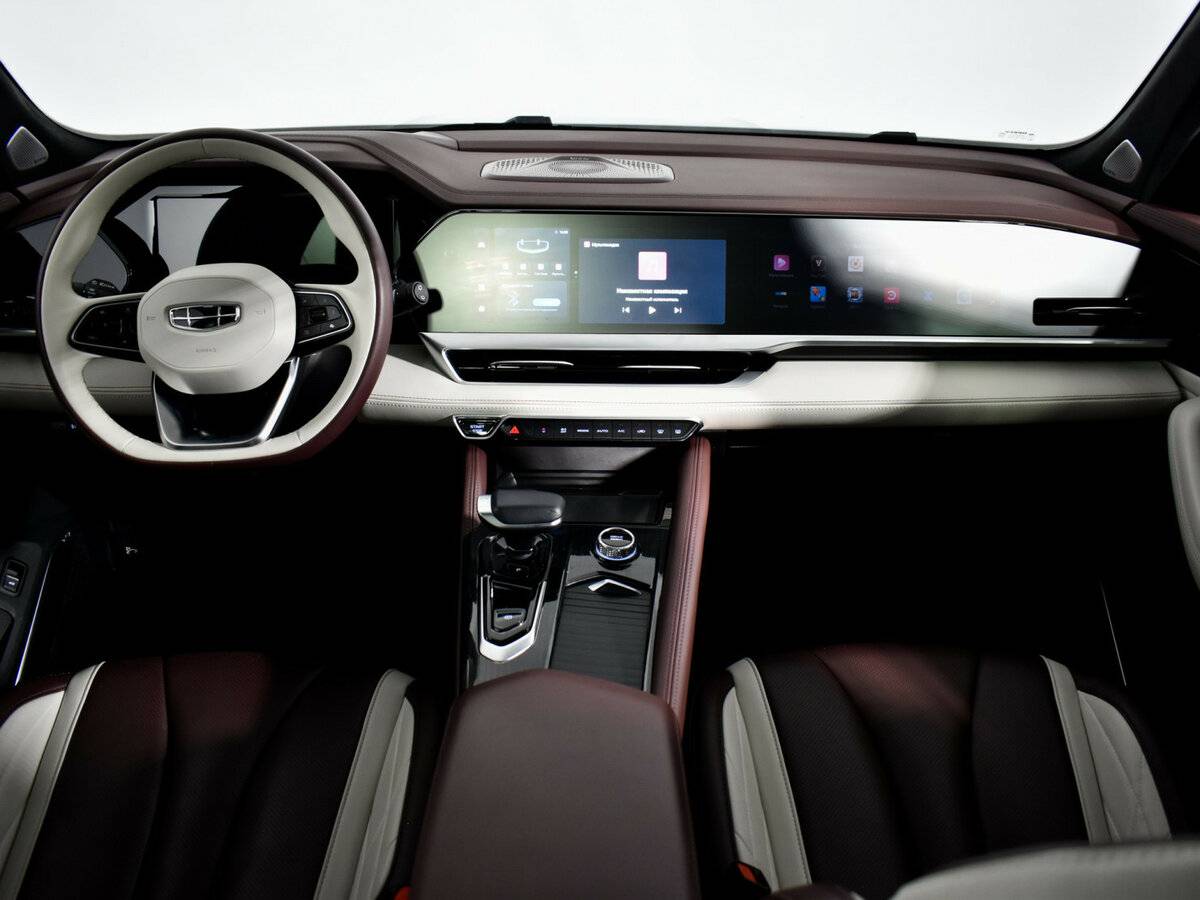 Geely Monjaro с пробегом — 2023 год. Фото: #12