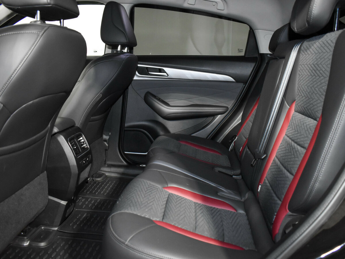 Haval F7x с пробегом — 2023 год. Фото: #12