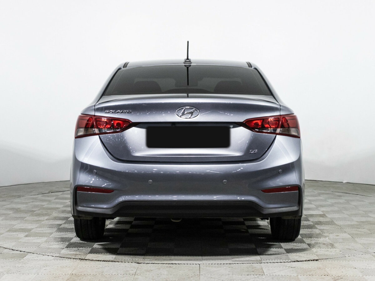 Hyundai Solaris с пробегом — 2018 год. Фото: #6