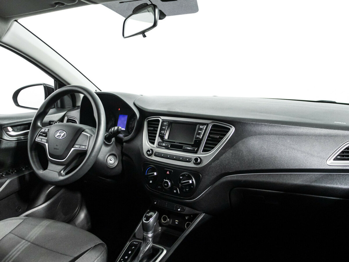 Hyundai Solaris с пробегом — 2020 год. Фото: #8