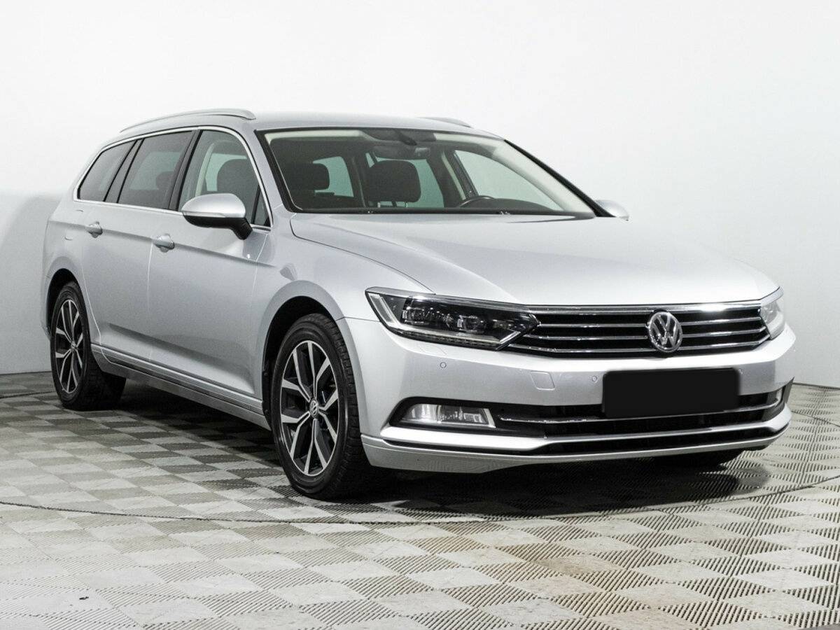 Volkswagen Passat с пробегом — 2017 год. Фото: #2