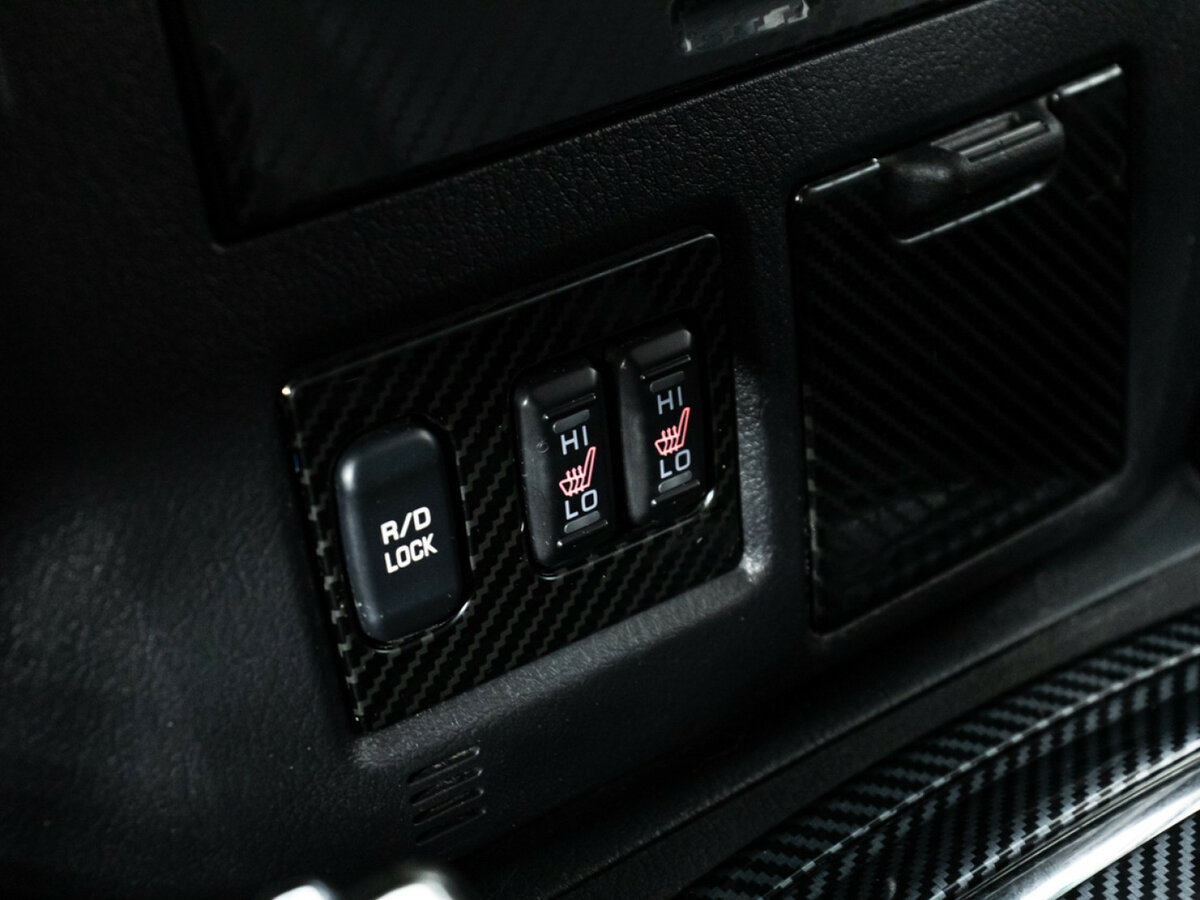 Mitsubishi Pajero с пробегом — 2015 год. Фото: #16