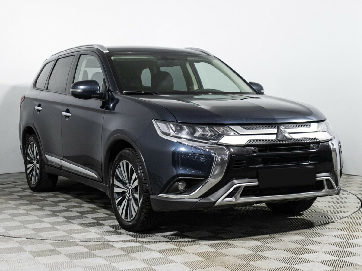 Mitsubishi Outlander с пробегом — 2020 год. Фото: #2