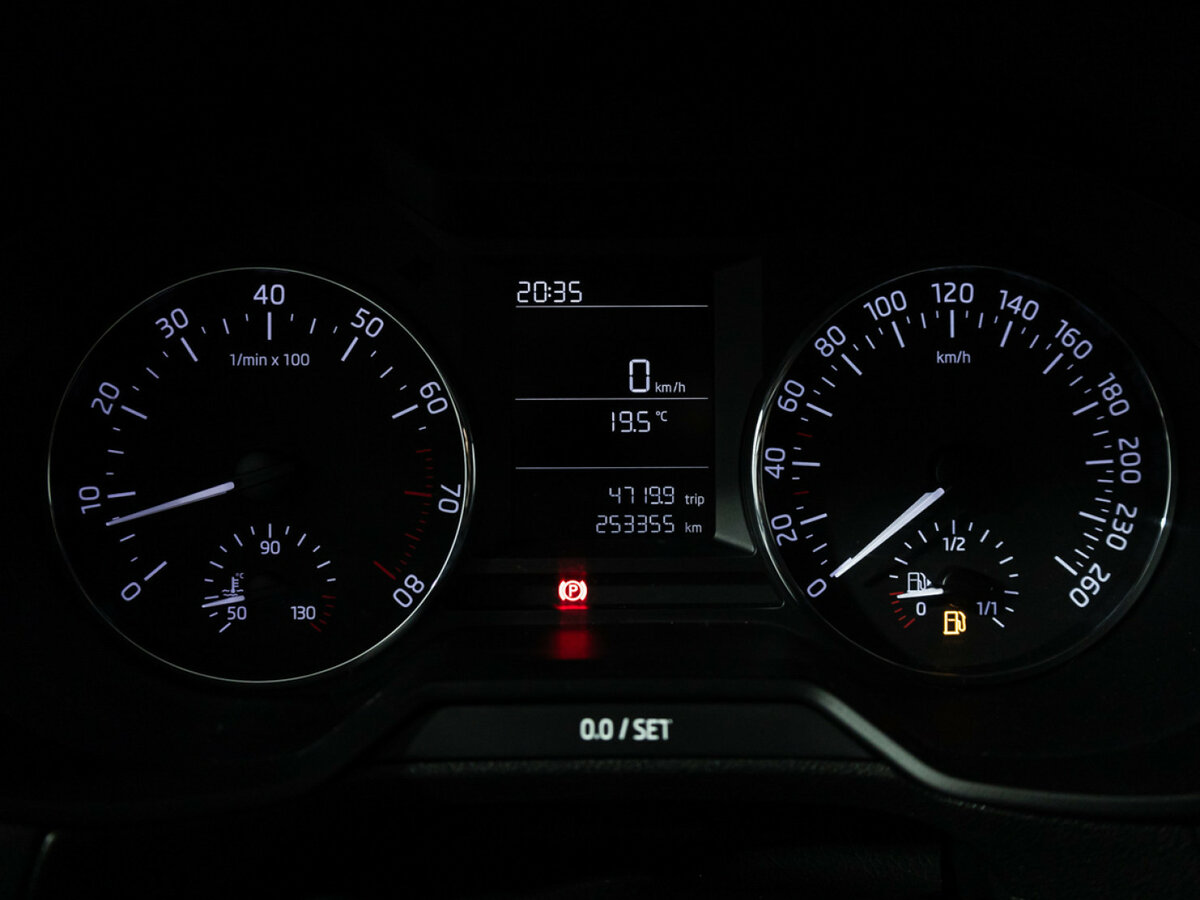 Skoda Octavia с пробегом — 2014 год. Фото: #9