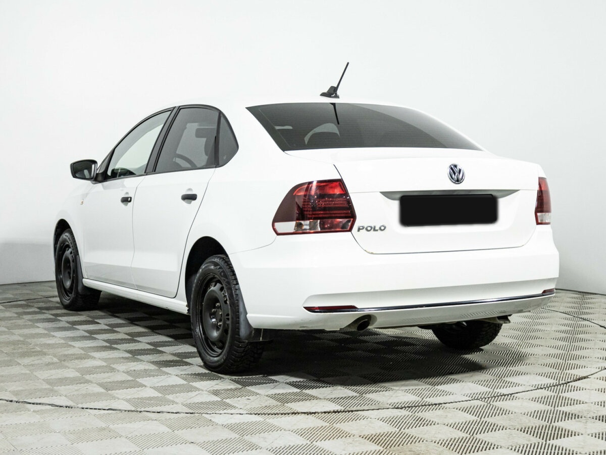 Volkswagen Polo с пробегом — 2019 год. Фото: #6
