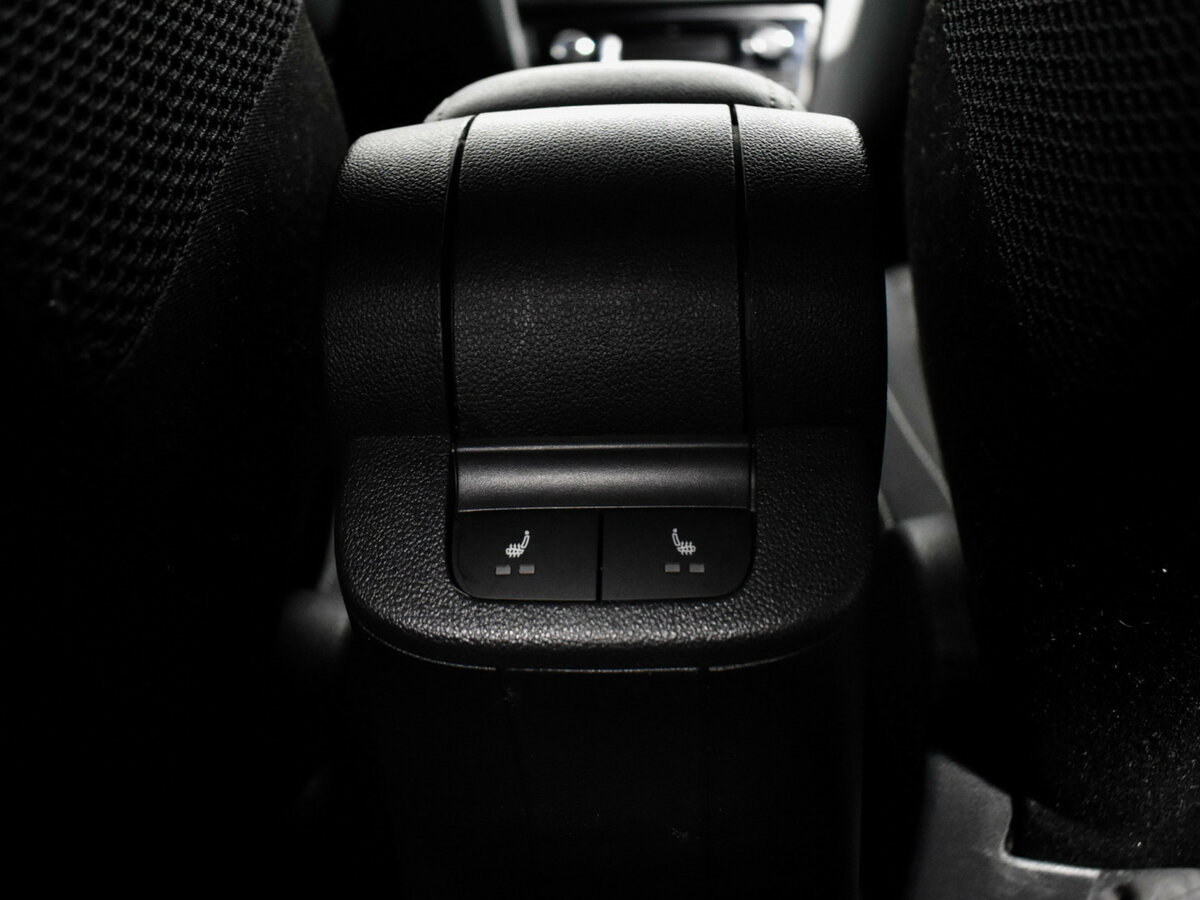 Skoda Rapid с пробегом — 2018 год. Фото: #20