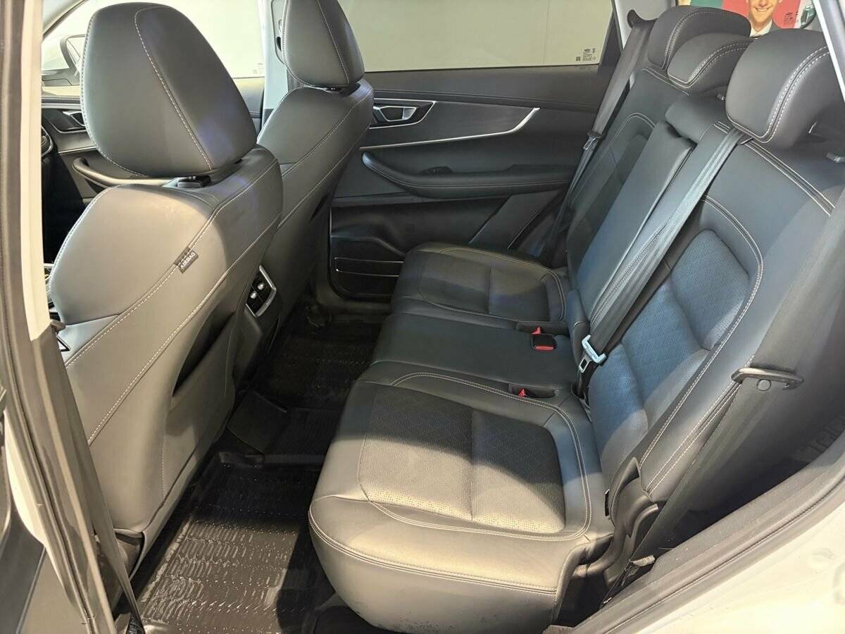 Chery Tiggo 8 с пробегом — 2023 год. Фото: #8