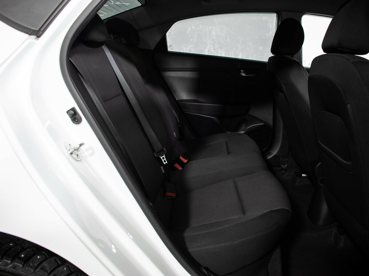 Hyundai Solaris с пробегом — 2020 год. Фото: #8