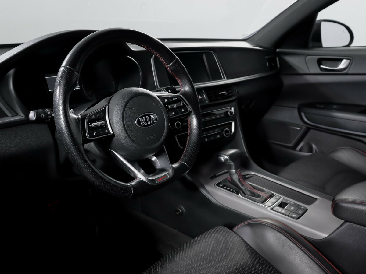 Kia Optima с пробегом — 2018 год. Фото: #13