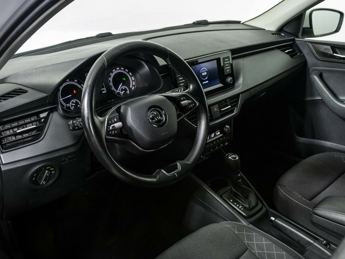 Skoda Rapid с пробегом — 2021 год. Фото: #8