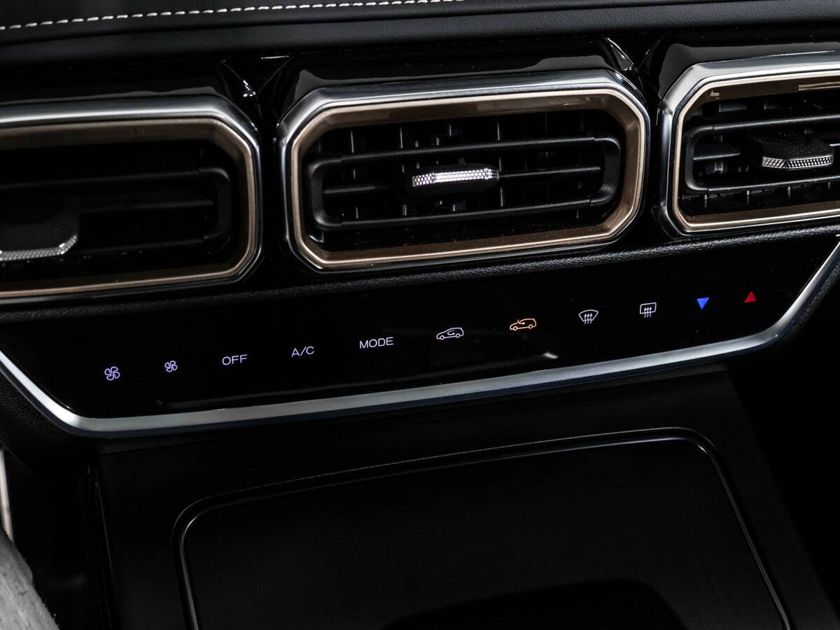 Jetour X70 PLUS с пробегом — 2025 год. Фото: #18