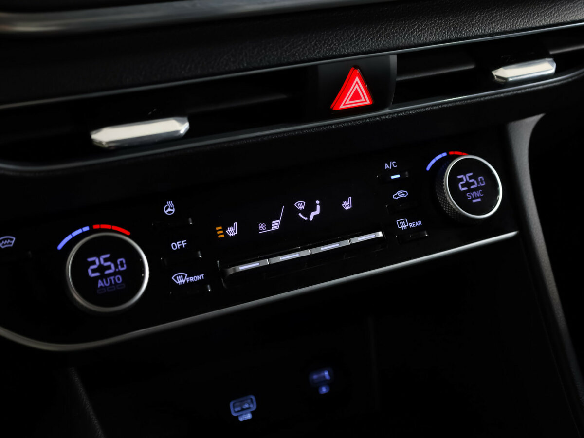 Hyundai Sonata с пробегом — 2022 год. Фото: #15