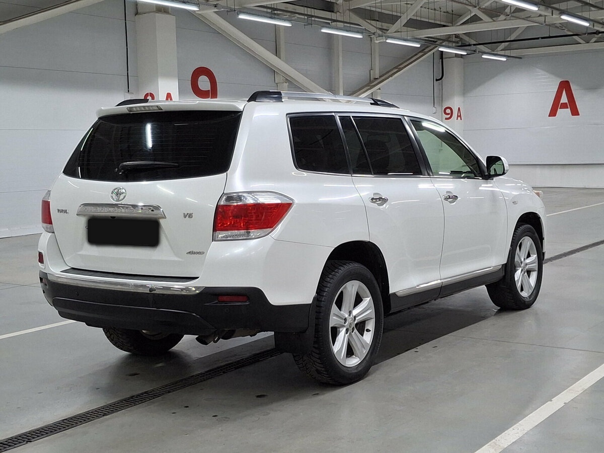 Toyota Highlander с пробегом — 2012 год. Фото: #4