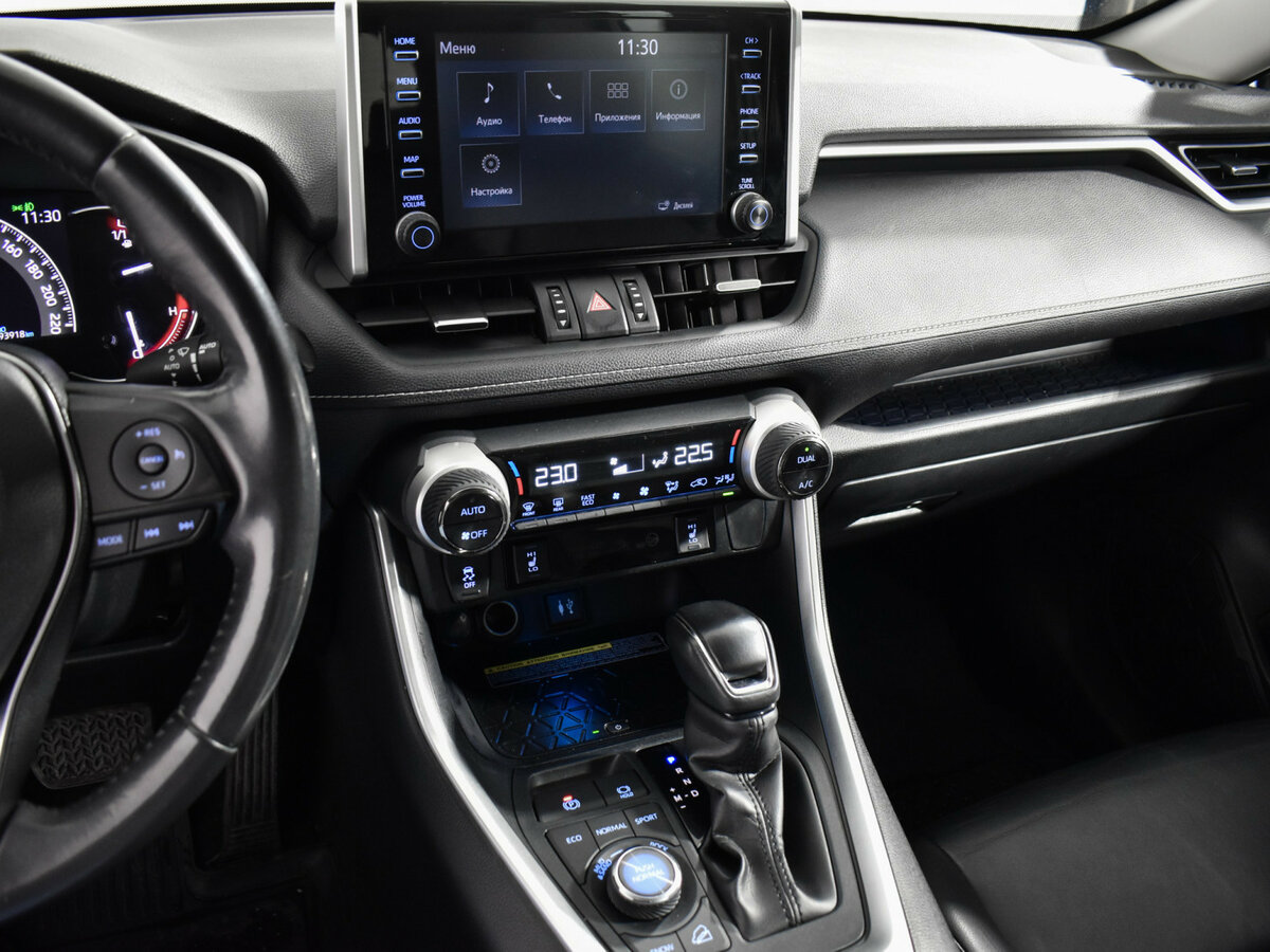 Toyota RAV4 с пробегом — 2019 год. Фото: #19