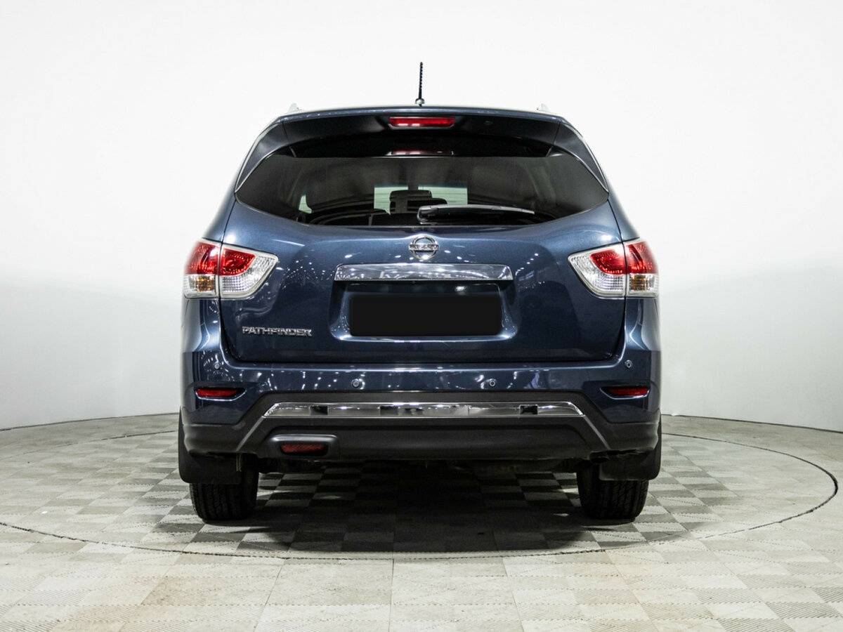 Nissan Pathfinder с пробегом — 2015 год. Фото: #4