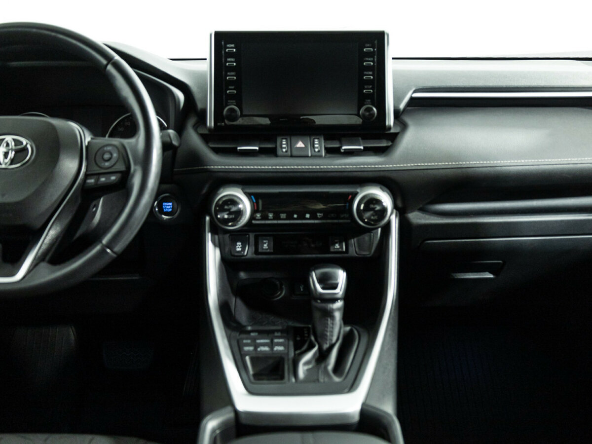 Toyota RAV4 с пробегом — 2021 год. Фото: #13