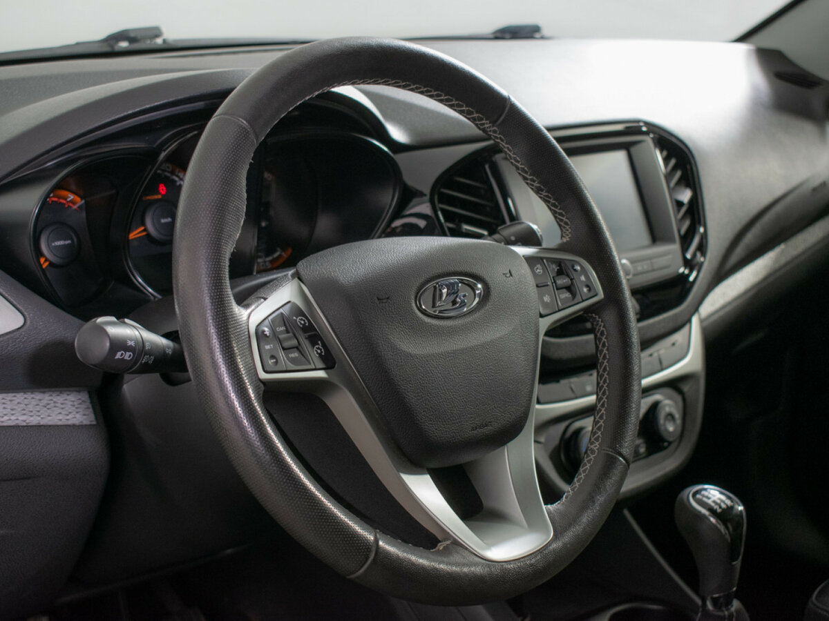 Lada (ВАЗ) Vesta с пробегом — 2021 год. Фото: #12