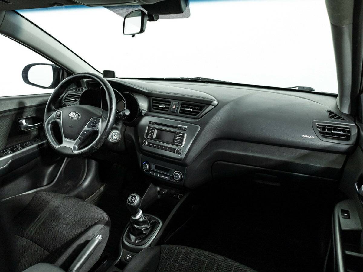 Kia Rio с пробегом — 2016 год. Фото: #8