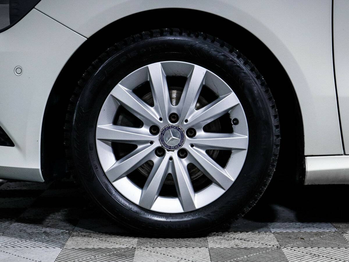 Mercedes-Benz A-Класс с пробегом — 2014 год. Фото: #11