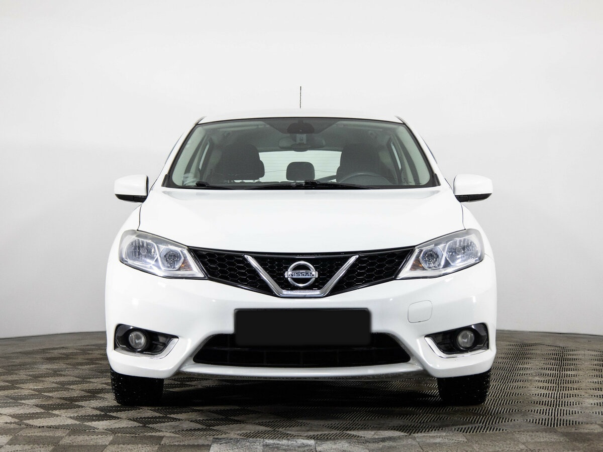 Nissan Tiida с пробегом — 2015 год. Фото: #1