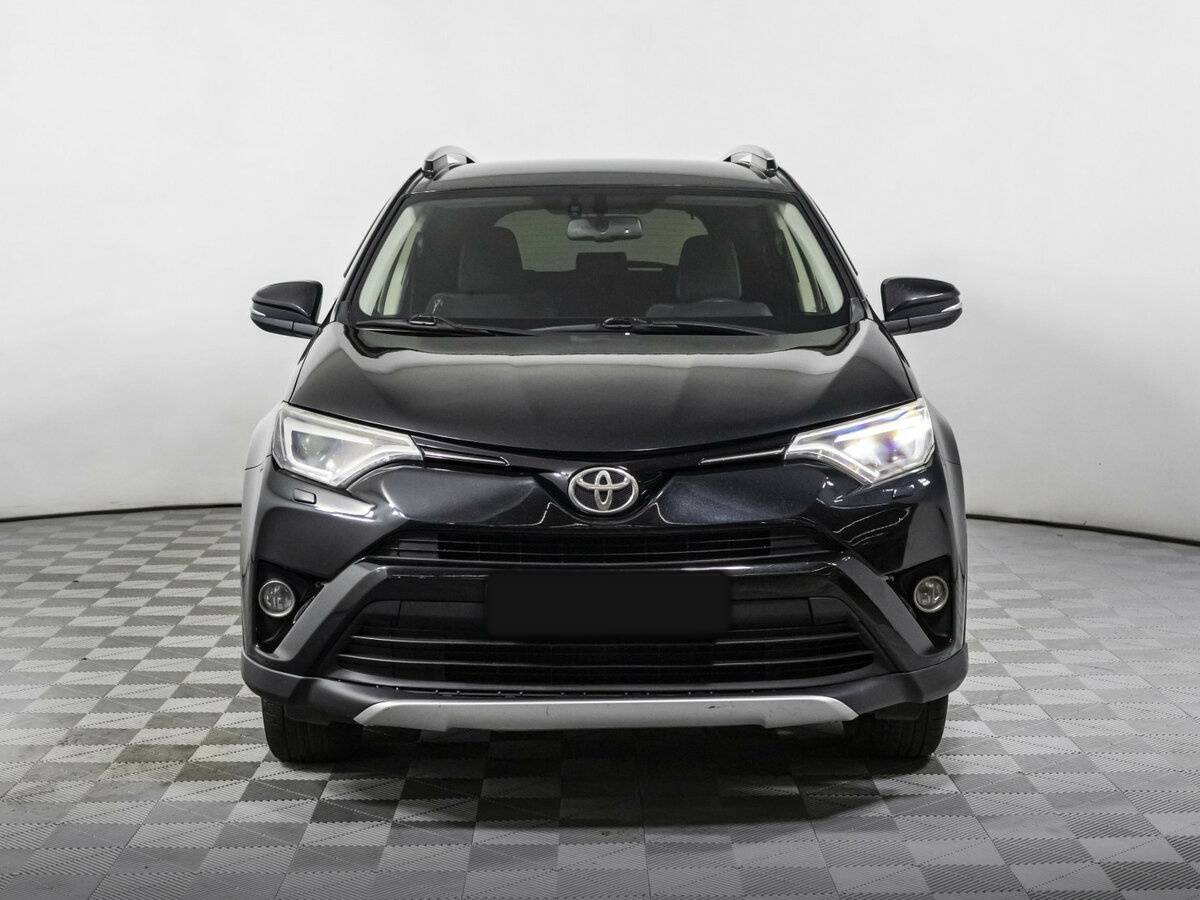 Toyota RAV4 с пробегом — 2015 год. Фото: #1
