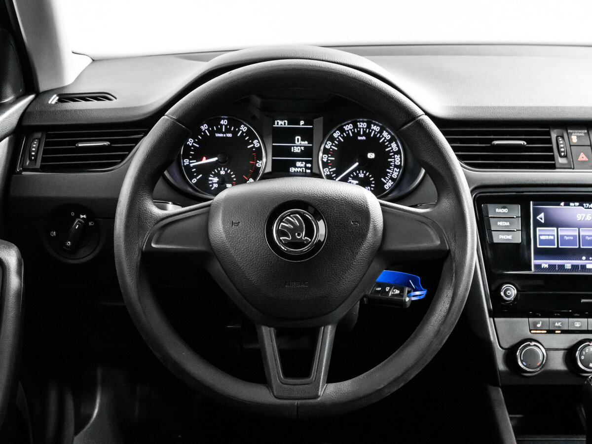 Skoda Octavia с пробегом — 2017 год. Фото: #13