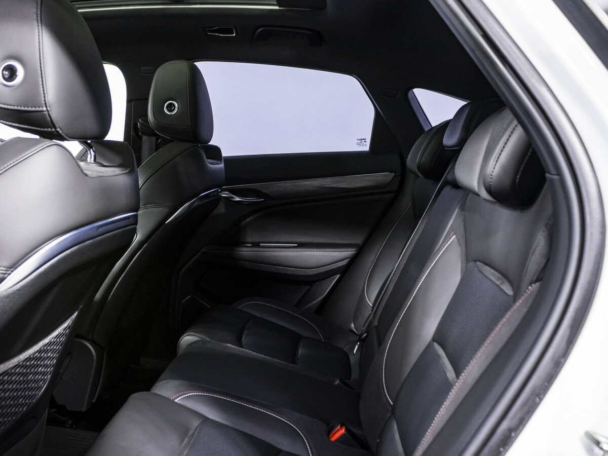 Geely Tugella с пробегом — 2023 год. Фото: #10