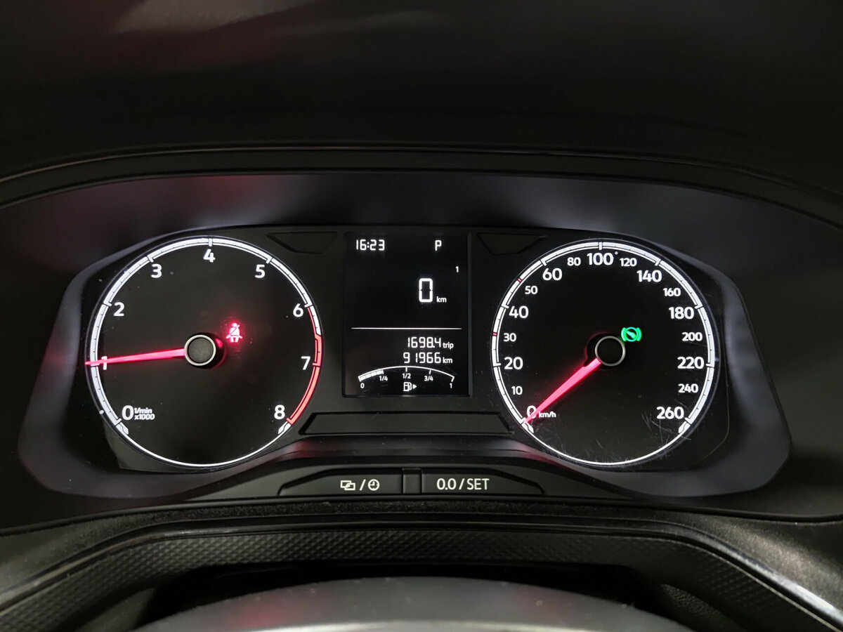 Volkswagen Polo с пробегом — 2021 год. Фото: #12