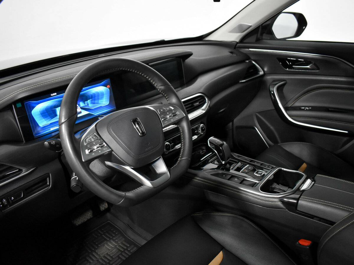 FAW Bestune T77 с пробегом — 2023 год. Фото: #7