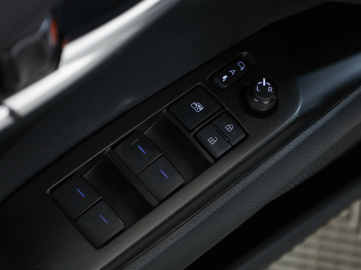 Toyota Camry с пробегом — 2021 год. Фото: #18