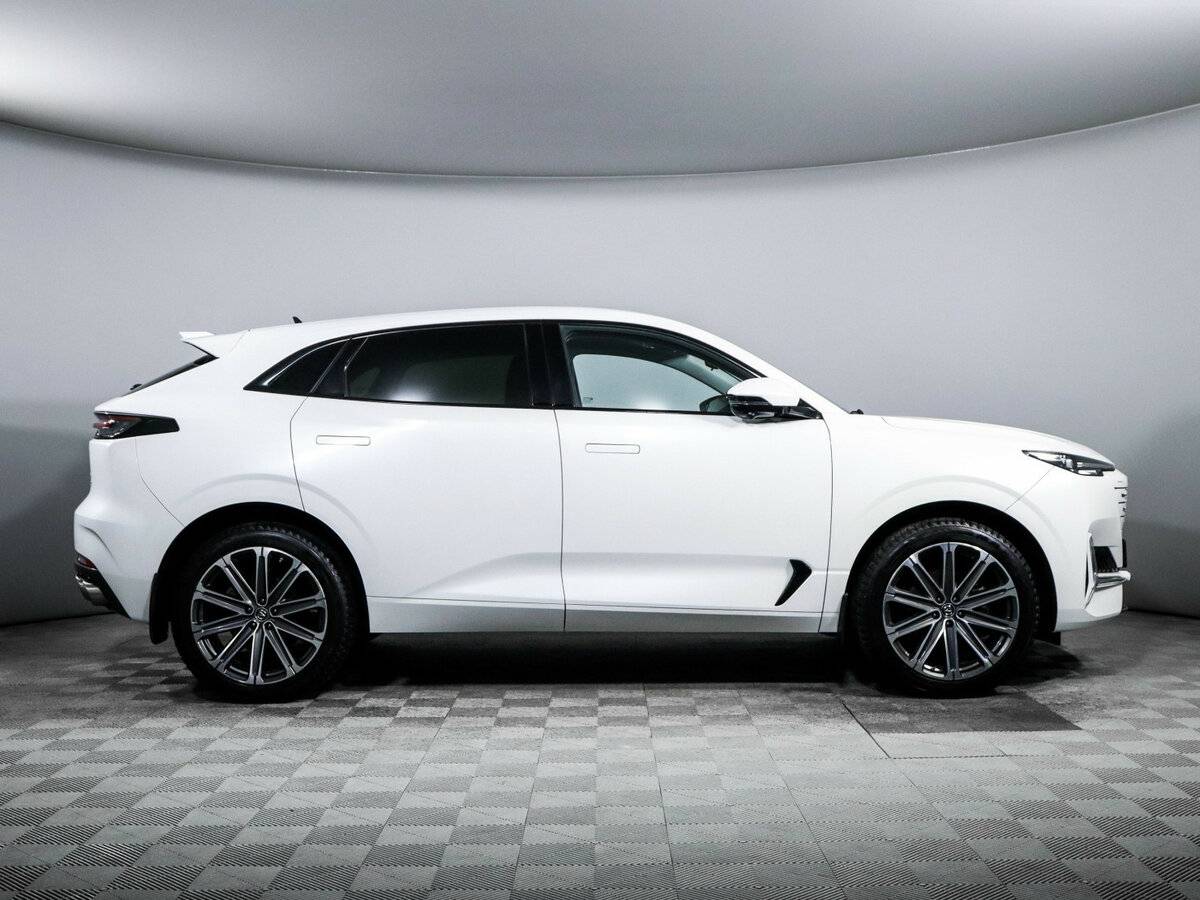 Changan UNI-K с пробегом — 2024 год. Фото: #3