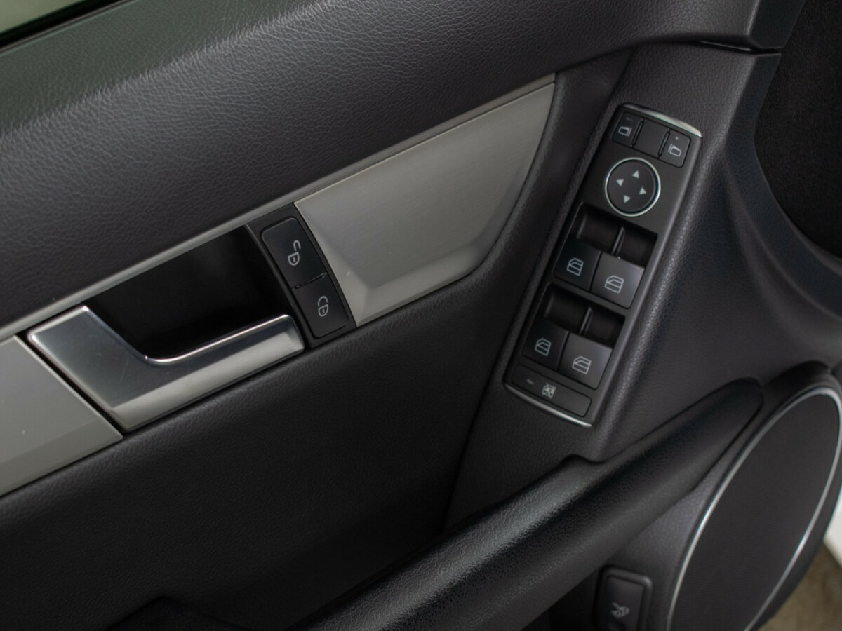 Mercedes-Benz C-Класс с пробегом — 2013 год. Фото: #11