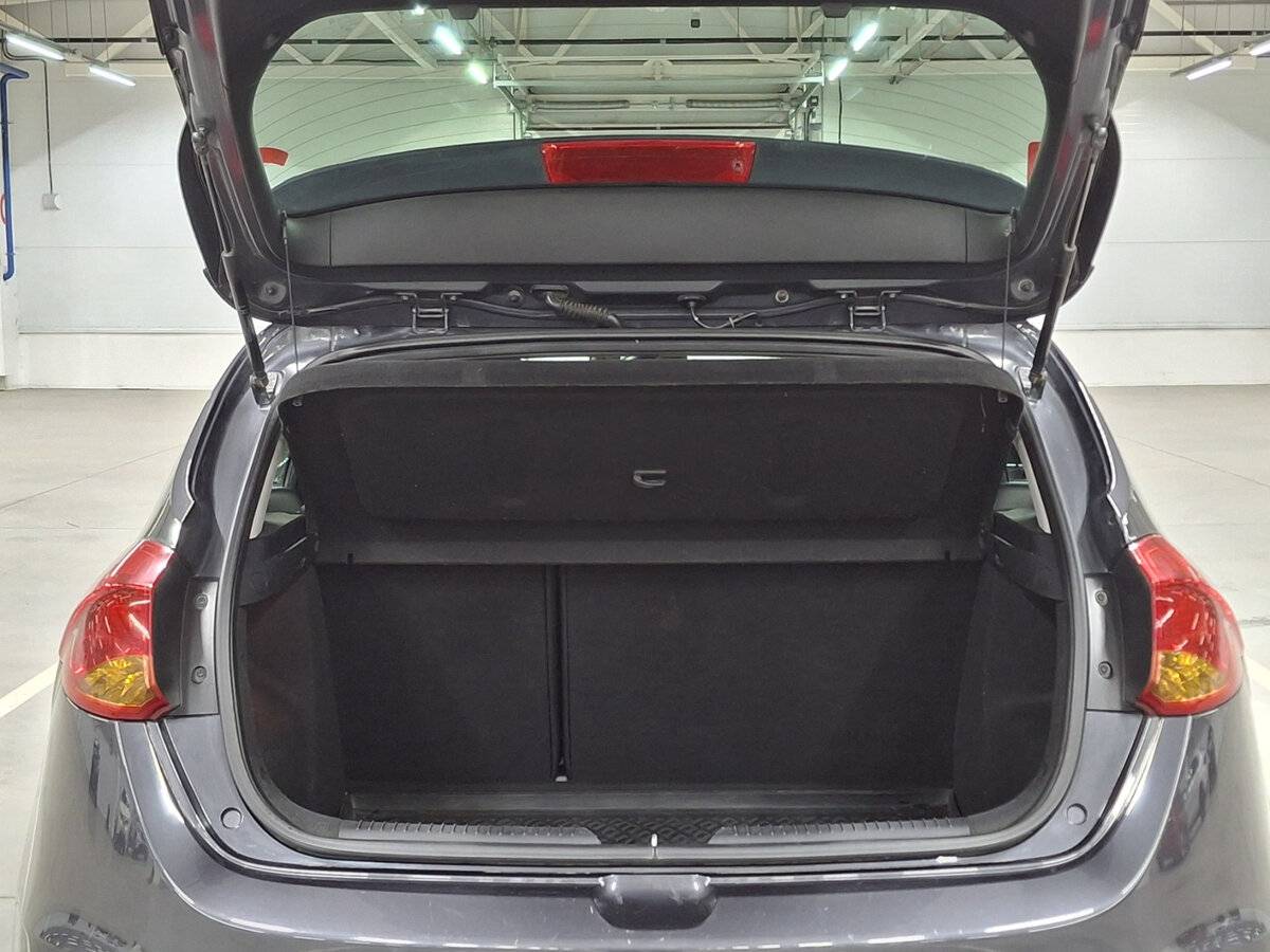 Kia Ceed с пробегом — 2018 год. Фото: #9