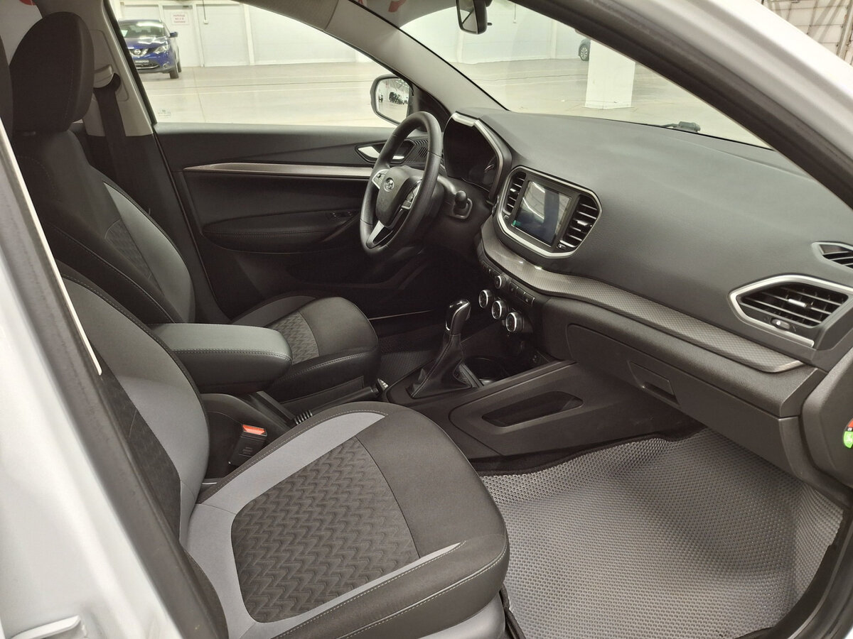 Lada (ВАЗ) Vesta с пробегом — 2024 год. Фото: #10