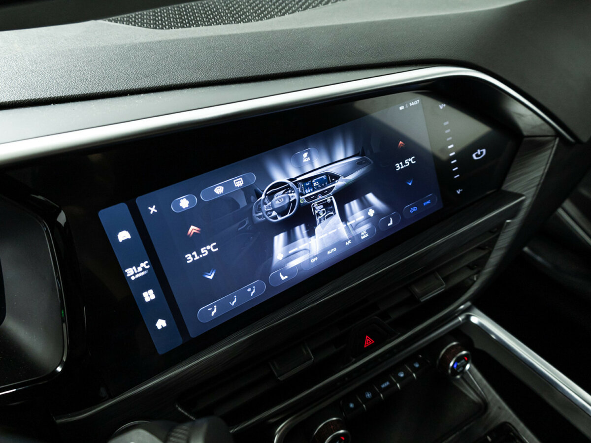 Geely Tugella с пробегом — 2023 год. Фото: #14