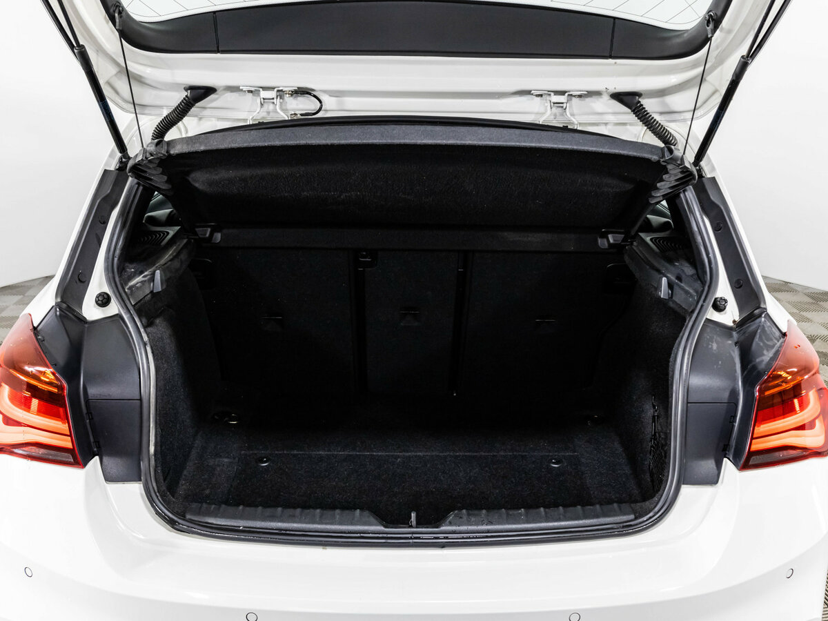 BMW 1 серии с пробегом — 2019 год. Фото: #25