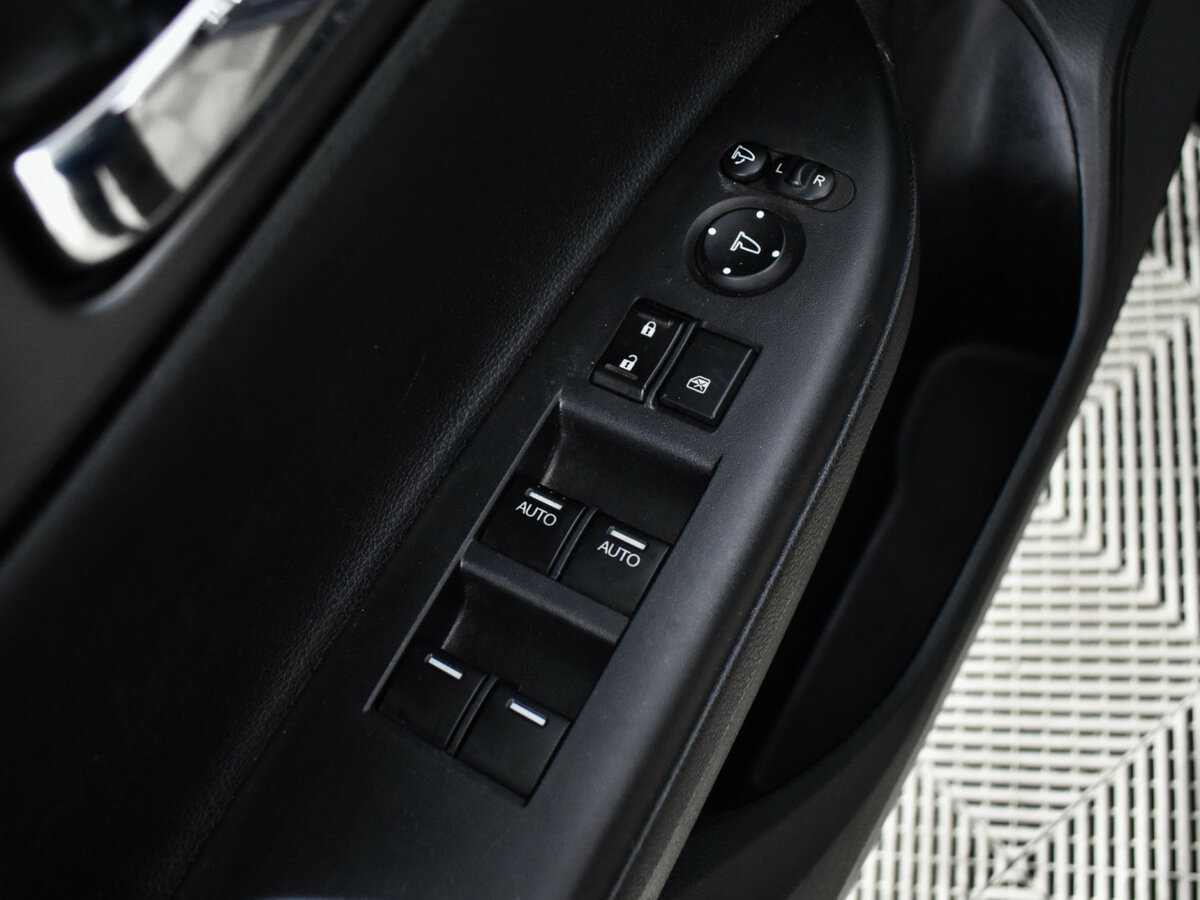 Honda Accord с пробегом — 2013 год. Фото: #14