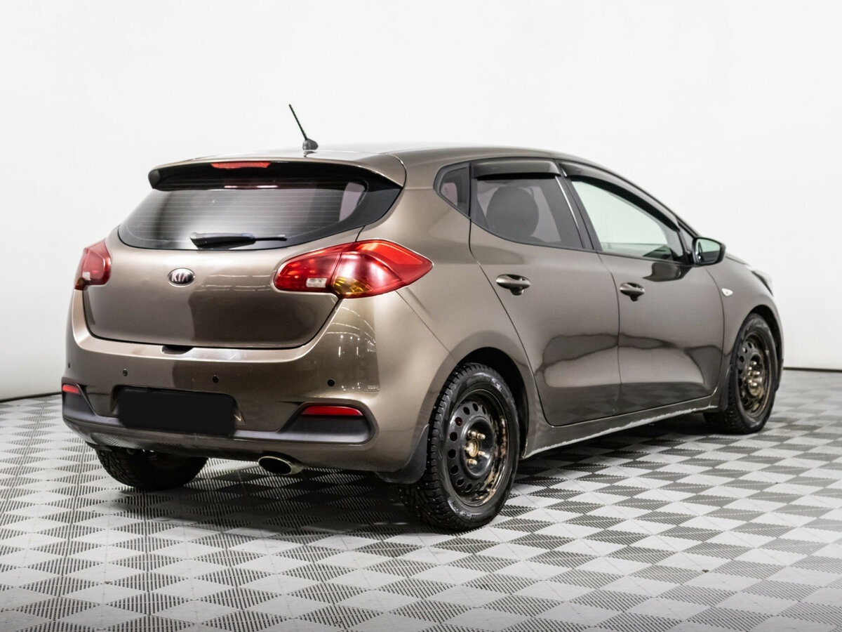 Kia Ceed с пробегом — 2012 год. Фото: #4