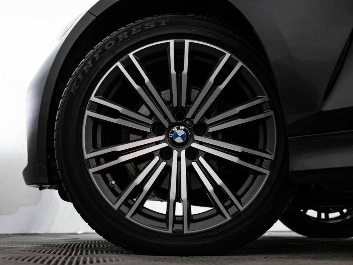 BMW 3 серии с пробегом — 2019 год. Фото: #22