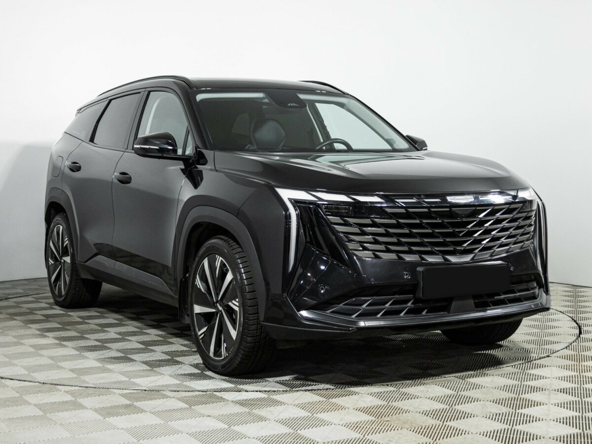 Geely Atlas с пробегом — 2024 год. Фото: #2