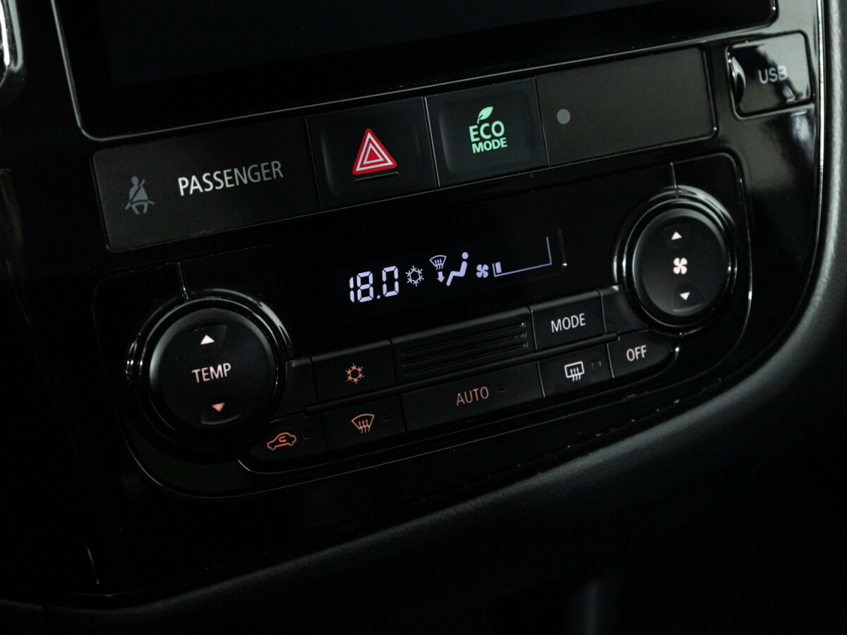 Mitsubishi Outlander с пробегом — 2022 год. Фото: #12