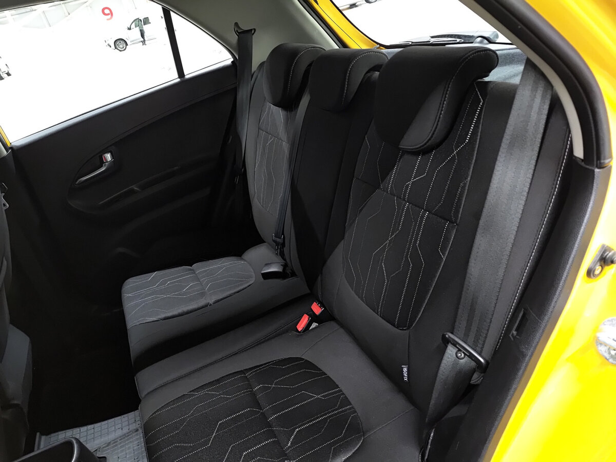 Kia Picanto с пробегом — 2012 год. Фото: #11