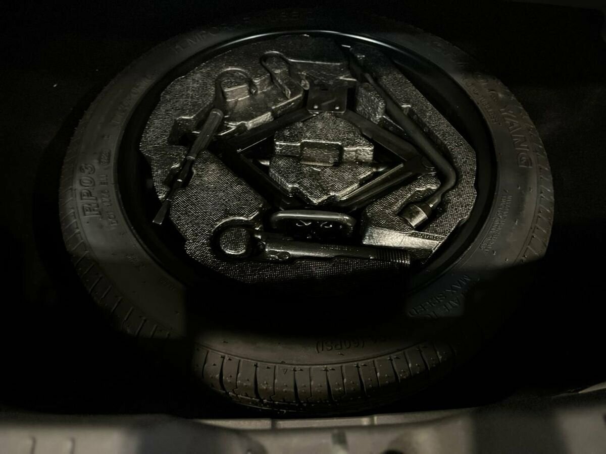 Changan UNI-V с пробегом — 2023 год. Фото: #15