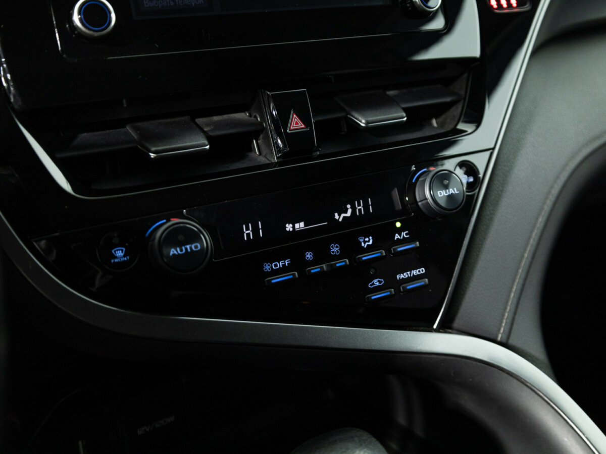 Toyota Camry с пробегом — 2021 год. Фото: #15