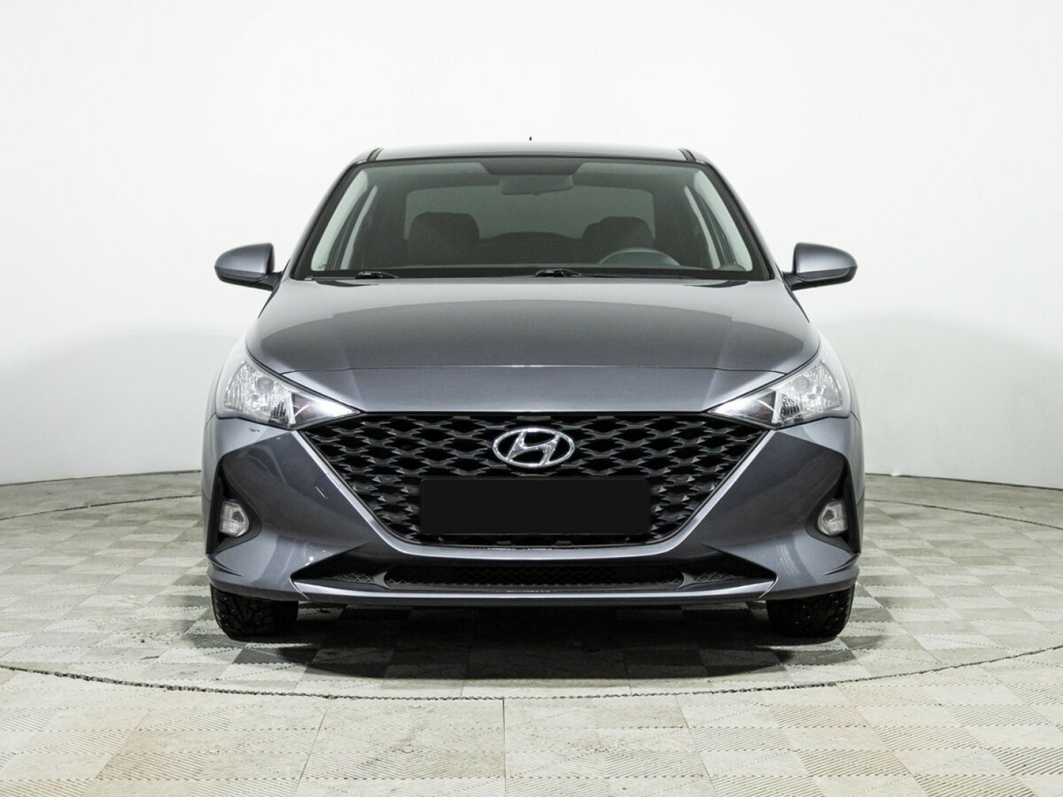 Hyundai Solaris с пробегом — 2021 год. Фото: #1