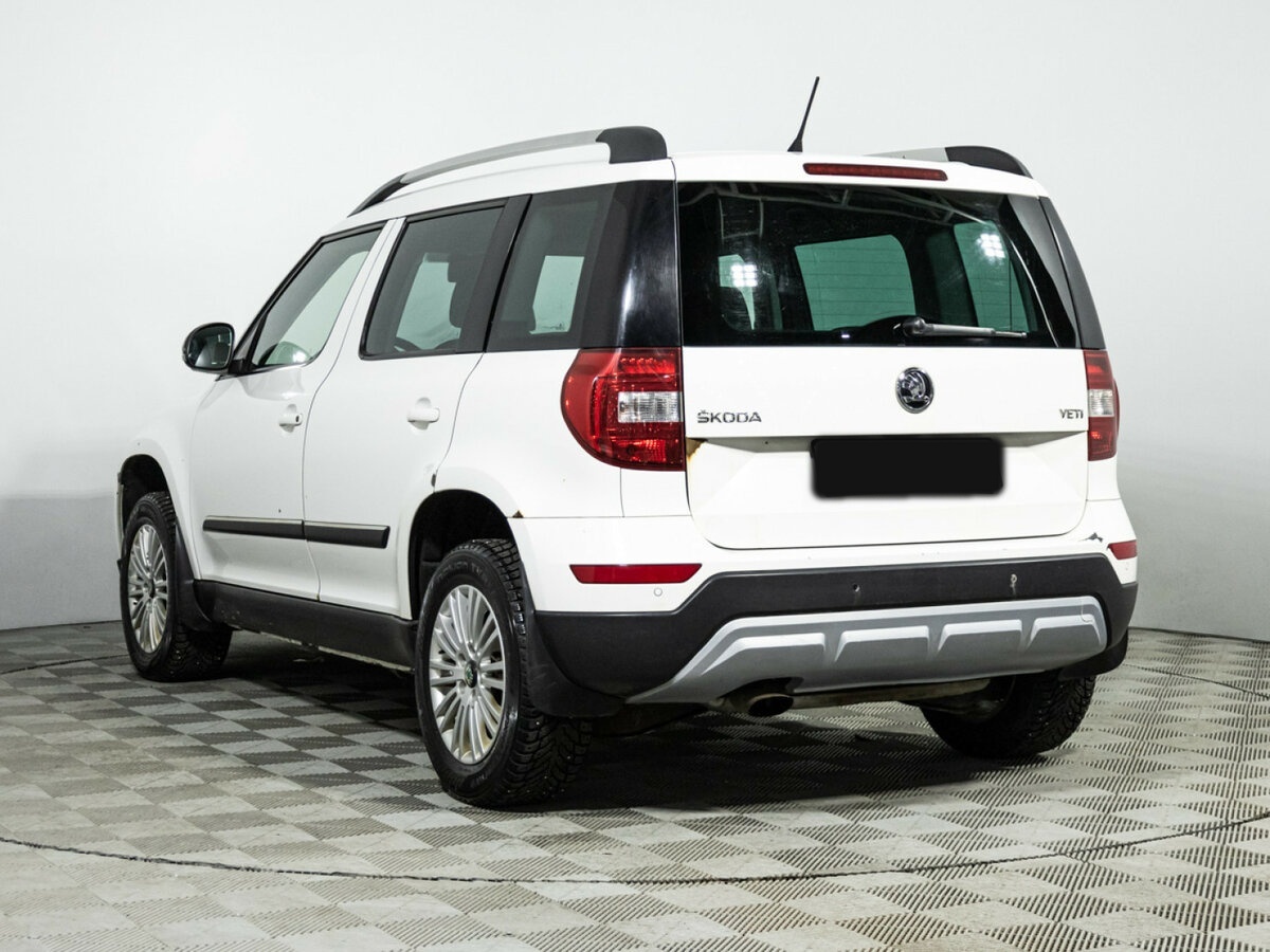 Skoda Yeti с пробегом — 2015 год. Фото: #6