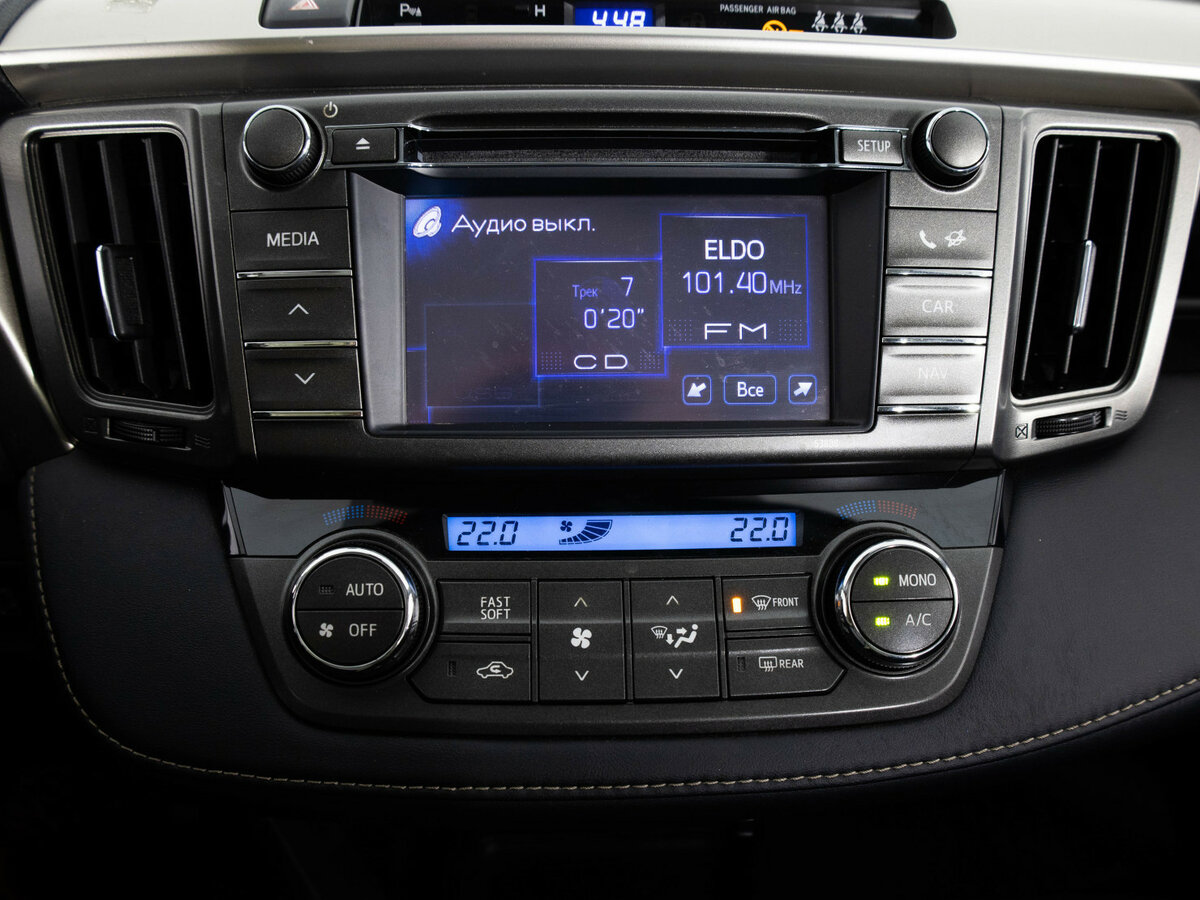 Toyota RAV4 с пробегом — 2013 год. Фото: #17