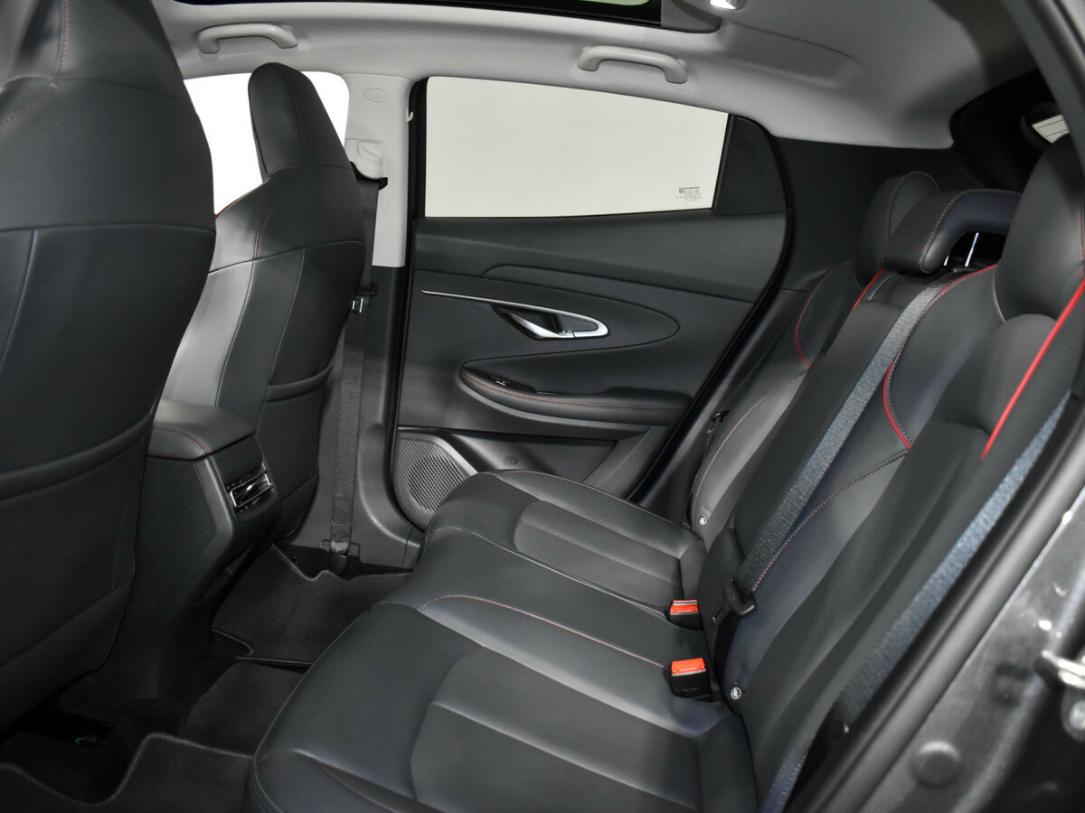 Changan UNI-T с пробегом — 2023 год. Фото: #17