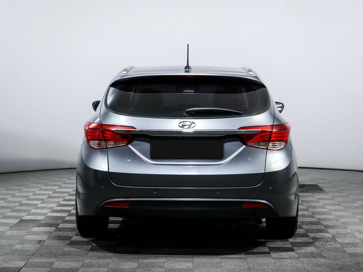 Hyundai i40 с пробегом — 2014 год. Фото: #4