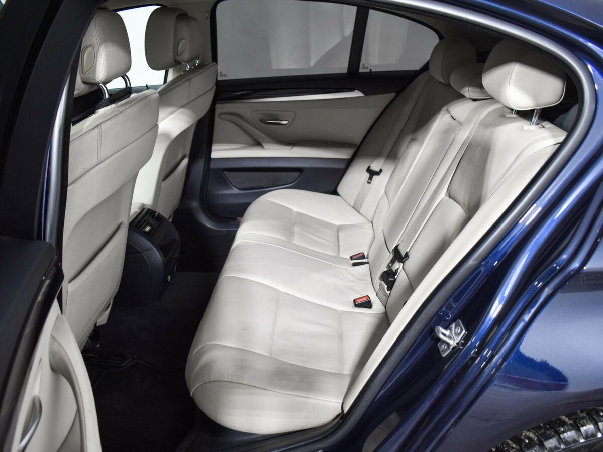 BMW 5 серии с пробегом — 2012 год. Фото: #9